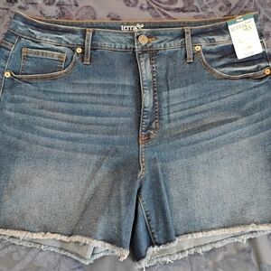 Women's Denim Shorts / NWT